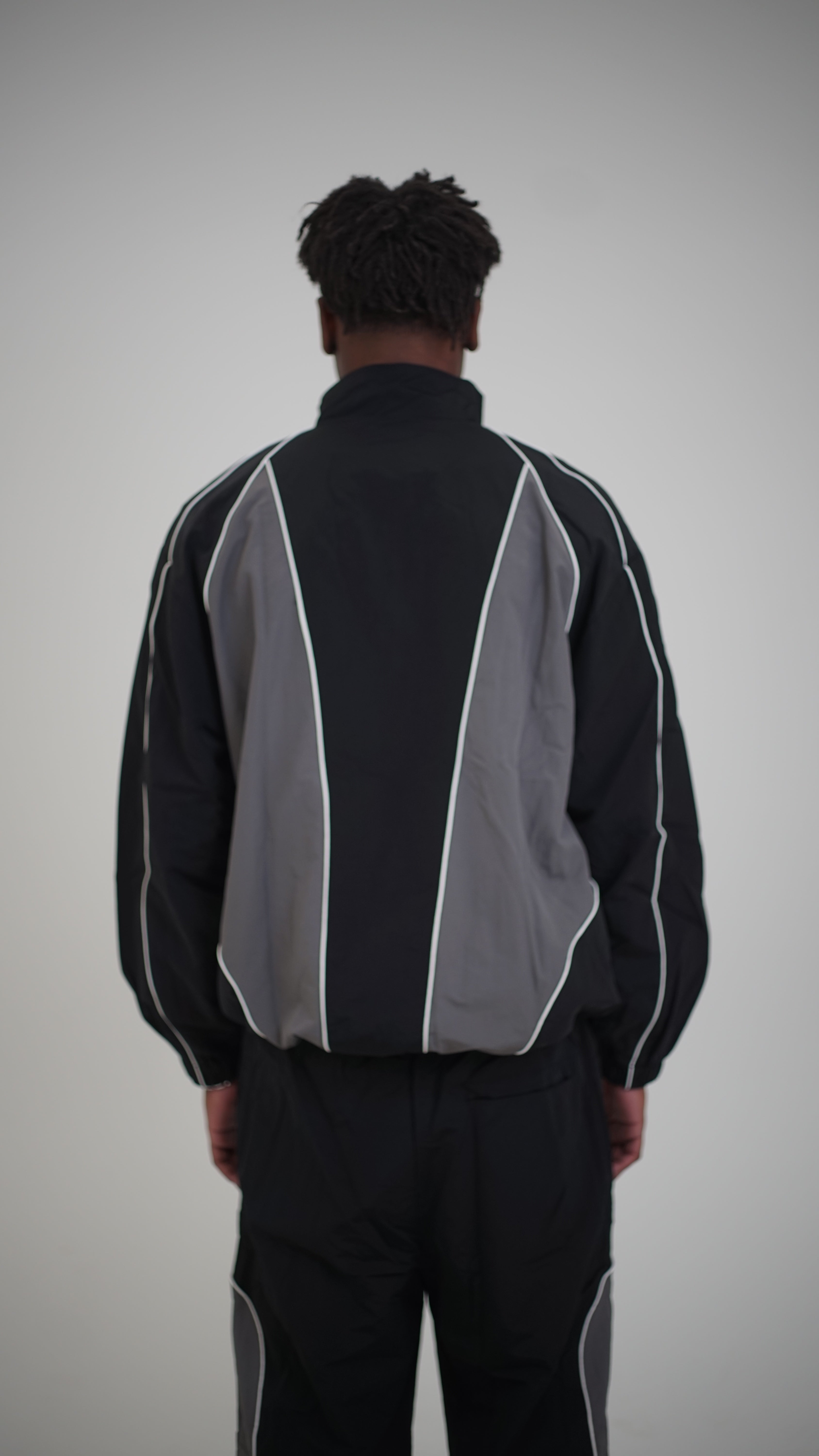 Windbreaker logo, men & women - Black and grey